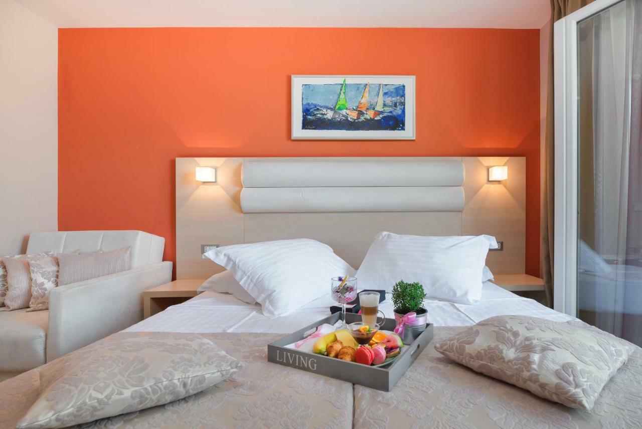 Hotel Maritimo Makarska Ngoại thất bức ảnh