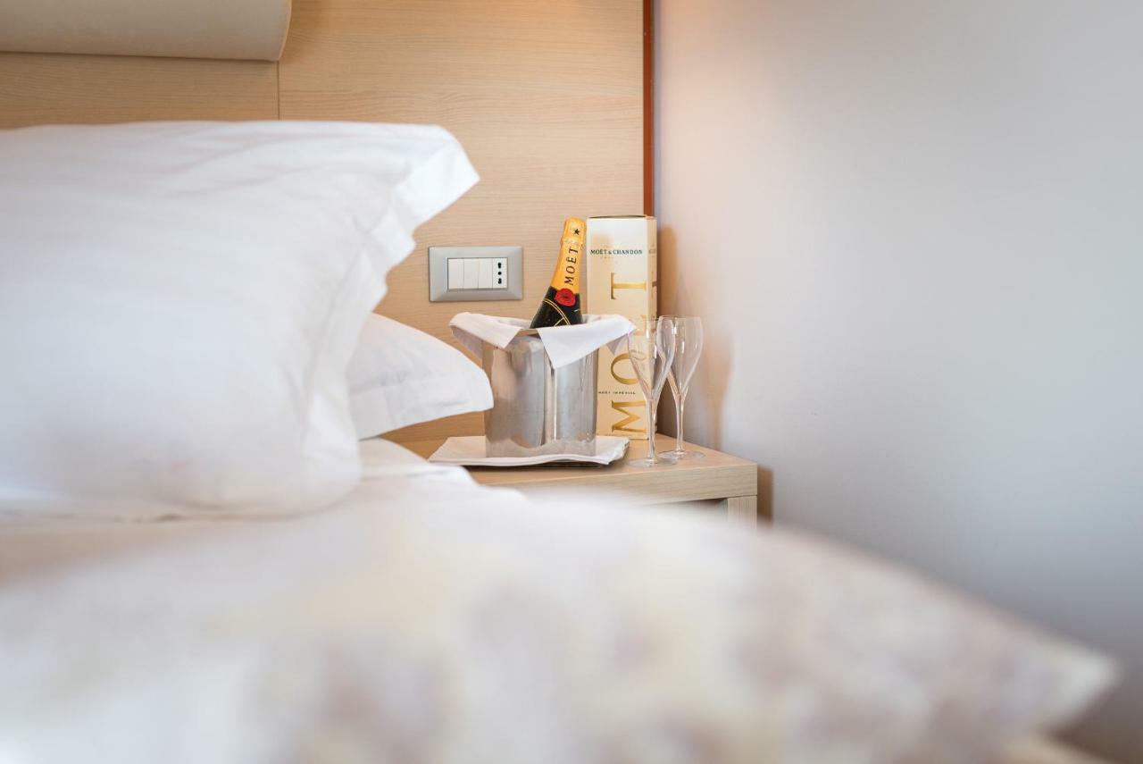 Hotel Maritimo Makarska Ngoại thất bức ảnh